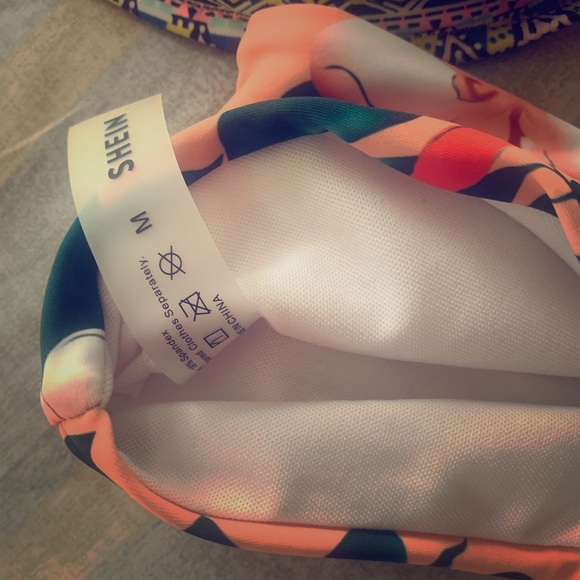 Bikini tops - Picture 4 of 4